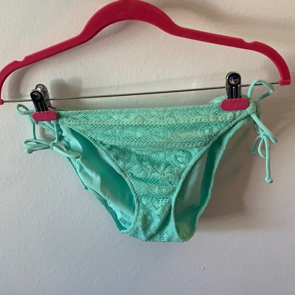 Bathing suit bottoms